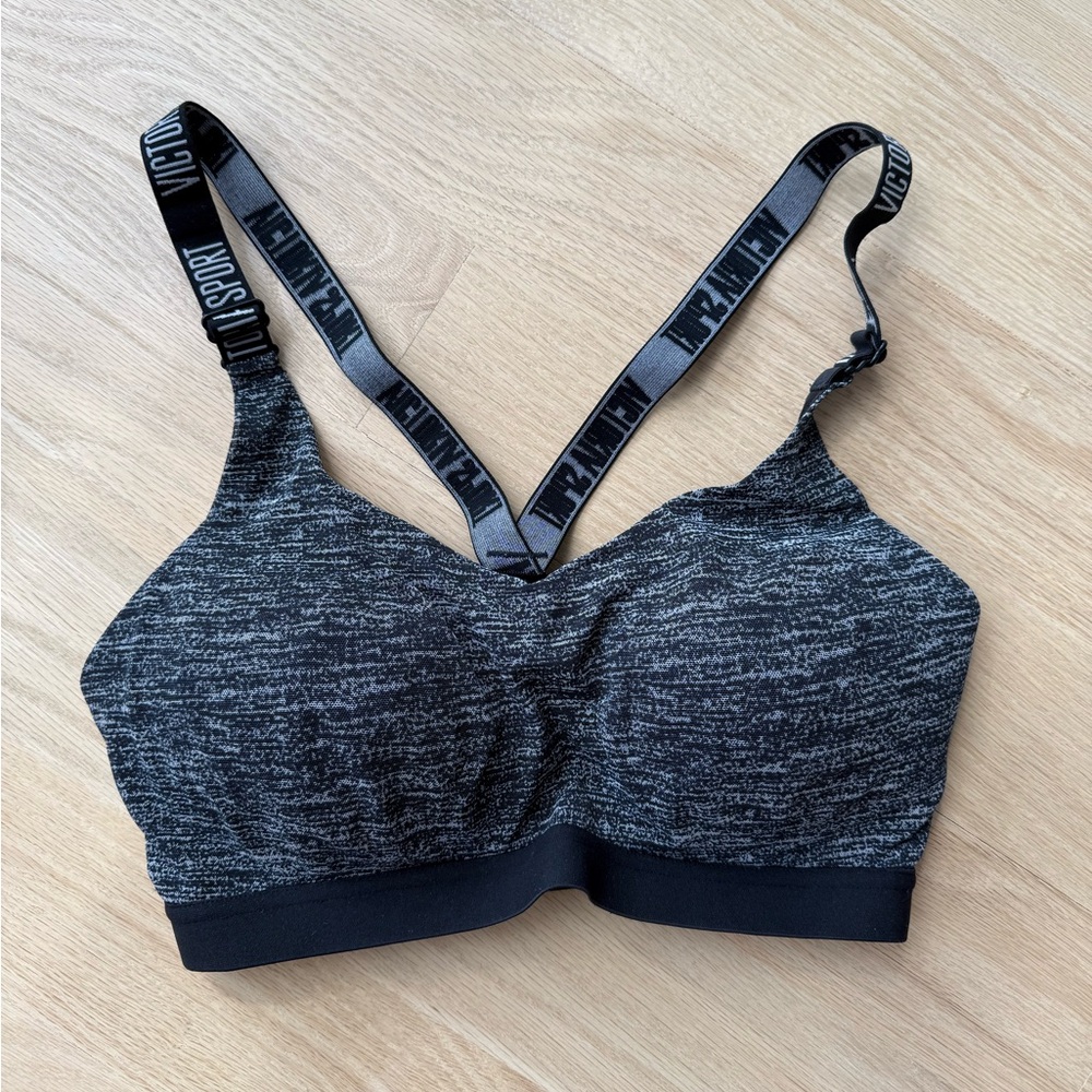 ❌SOLD❌Victoria Sport Gray Marl Sports Bra